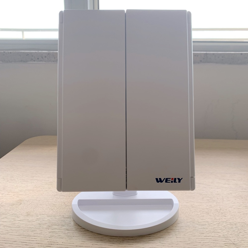 Makeup Mirror with LED Built in Light, Tabletop, Battery Operated